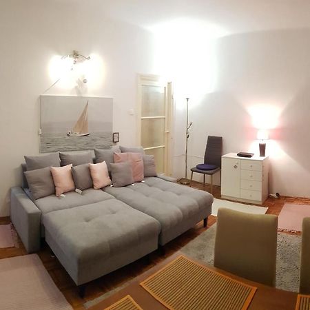 Ravagy Apartman Kecskemét Exterior foto